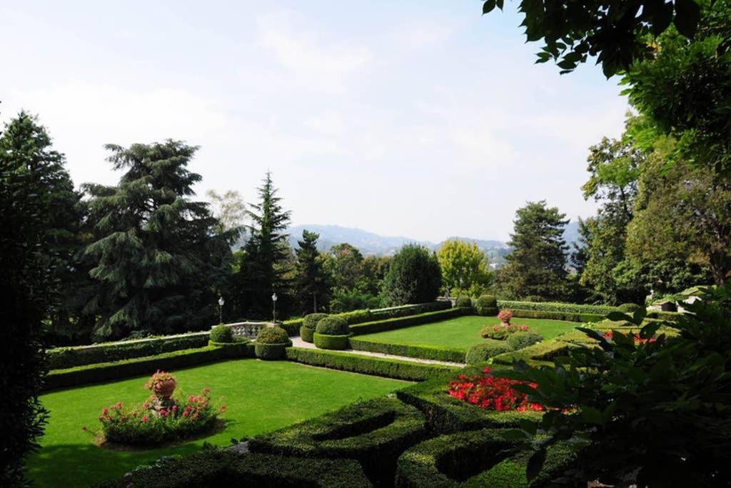 Villa La Vescogna, Historic House With Pool Calco  Extérieur photo