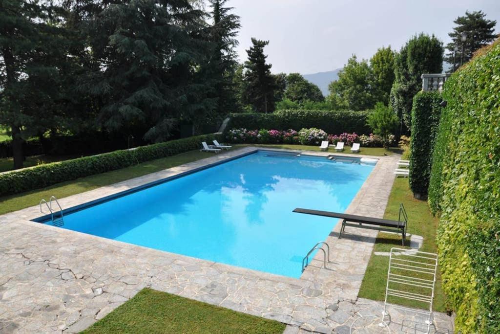 Villa La Vescogna, Historic House With Pool Calco  Extérieur photo